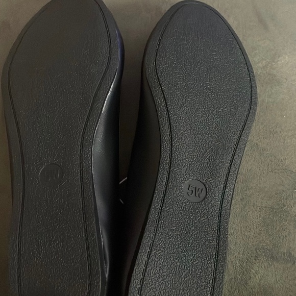 Universal thread Everly flats memory foam slip on black shoe 5W new with tags - Picture 14 of 14